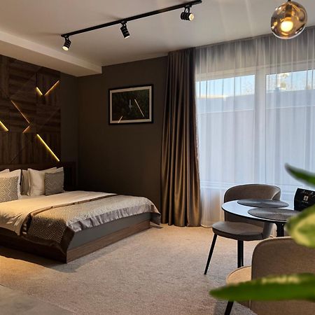 Hide Park Hotel Vinnytsia Exterior foto