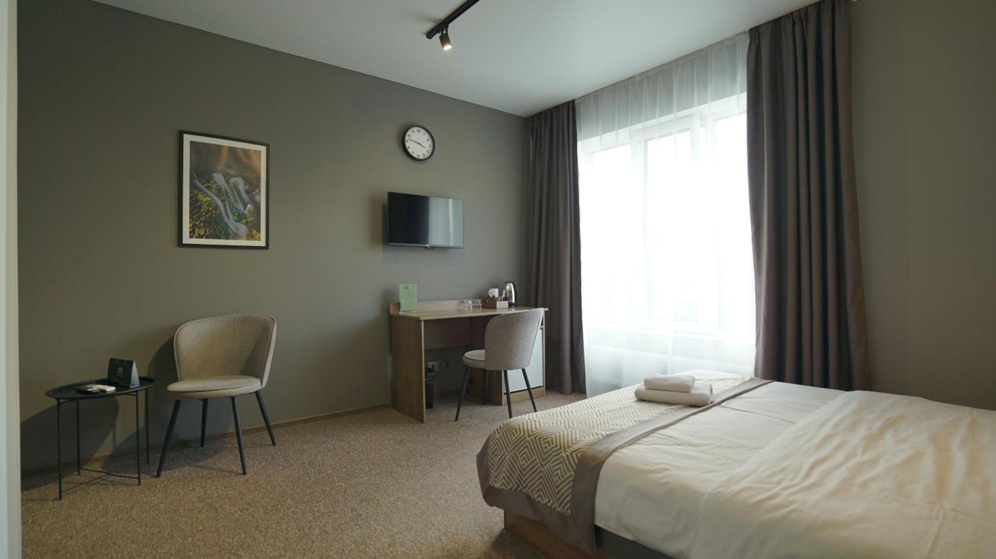 Hide Park Hotel Vinnytsia Exterior foto
