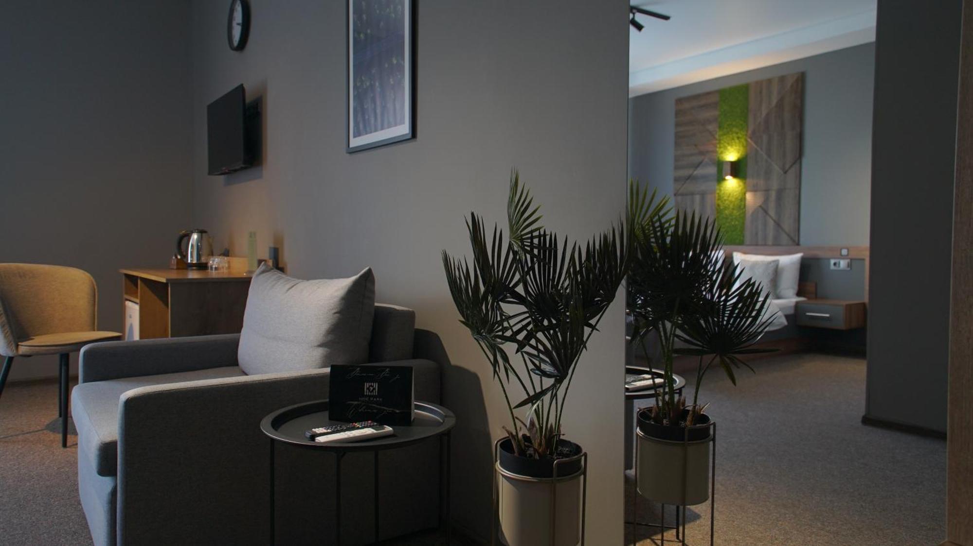 Hide Park Hotel Vinnytsia Exterior foto