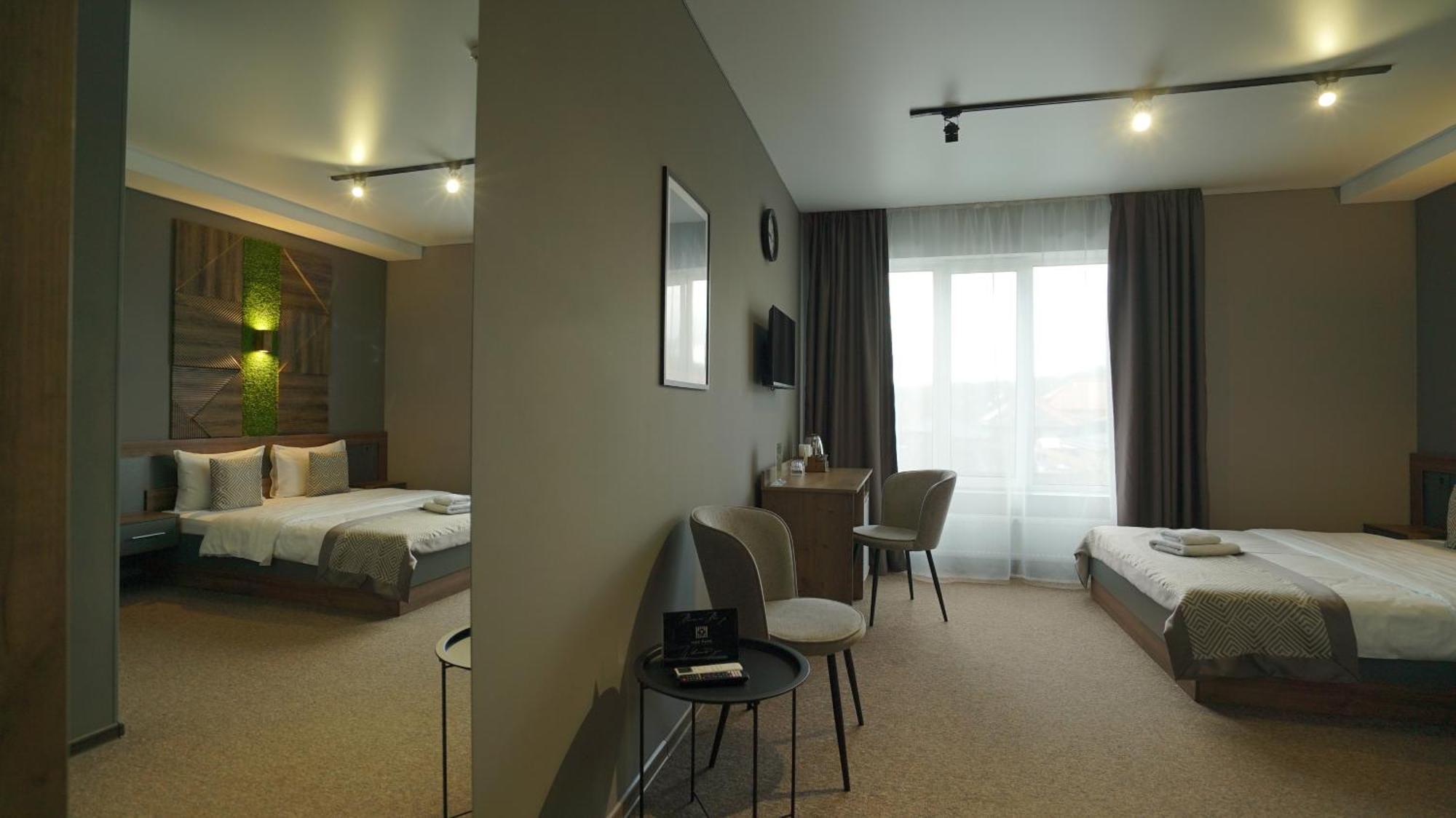 Hide Park Hotel Vinnytsia Exterior foto